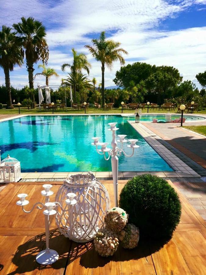 Villa Le Tre Dame B&B 巴蒂帕利亚 外观 照片